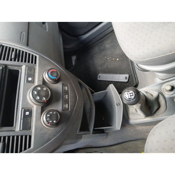 kia carens del año 2003