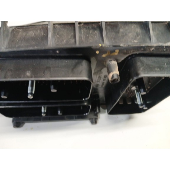 Recambio de caja reles / fusibles para opel zafira b 1.9 cdti referencia OEM IAM 5DK00946430  