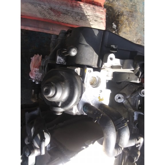 Recambio de bomba inyeccion para audi a5 (8t3) 2.0 tdi referencia OEM IAM 0445010537  04L130755D