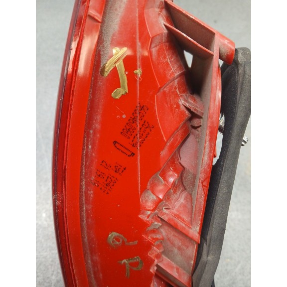 Recambio de piloto trasero derecho interior para peugeot 3008 premium referencia OEM IAM  1 SERIE 