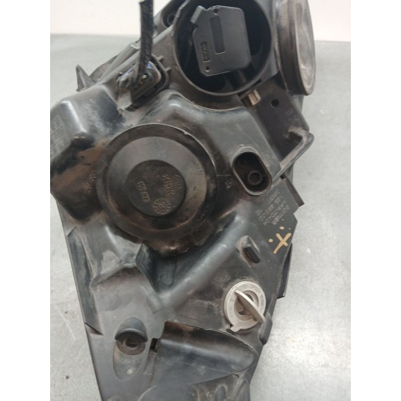 Recambio de faro derecho para citroën c4 grand picasso avatar referencia OEM IAM   