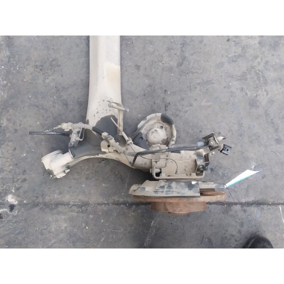 Recambio de puente trasero para nissan qashqai (j11) tekna premium referencia OEM IAM  NO INCLUYE PINZAS 