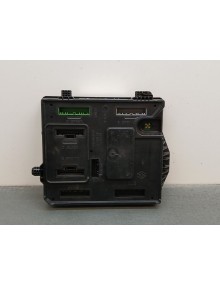 Recambio de caja reles / fusibles para renault megane iii berlina 5 p expression referencia OEM IAM 284b19091r  