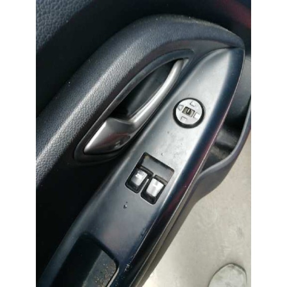 kia rio del año 2014