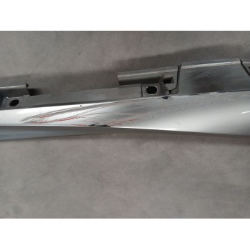 Recambio de faldon lateral para lexus is iii (_e3_) 300h (ave30_) referencia OEM IAM  derecho rozado