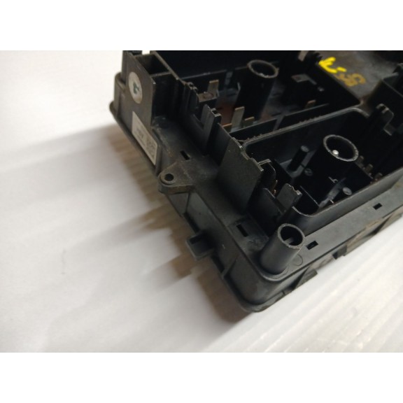 Recambio de caja reles / fusibles para chevrolet cruze station wagon lt+ referencia OEM IAM 13255300  