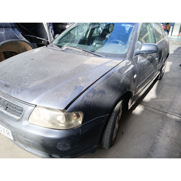 audi a3 (8l1) del año 2000