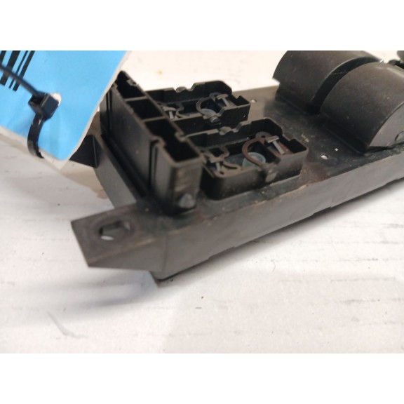 Recambio de mando elevalunas delantero izquierdo para ford fiesta (ccn) trend referencia OEM IAM 3S010094017  