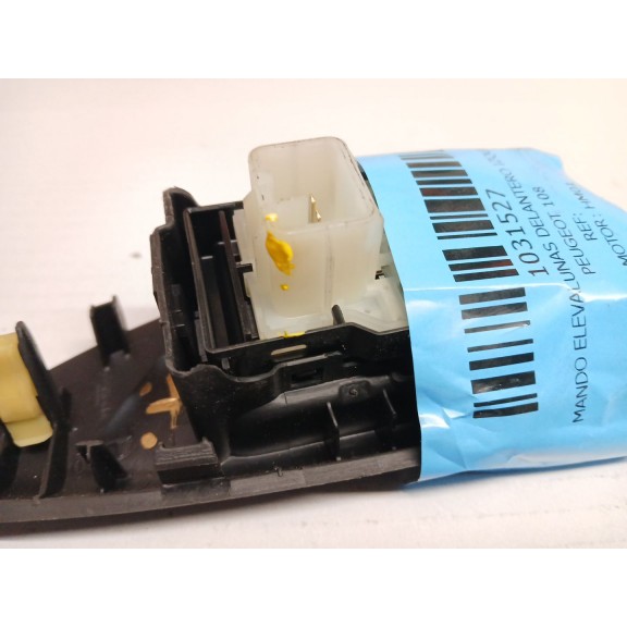 Recambio de mando elevalunas delantero izquierdo para peugeot 108 1.2 referencia OEM IAM   