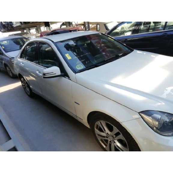 mercedes-benz clase c (w204) berlina del año 2011