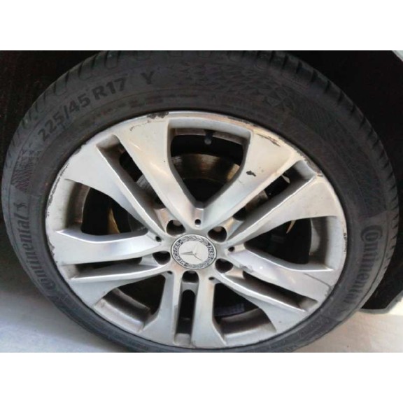 mercedes-benz clase c (w204) berlina del año 2011