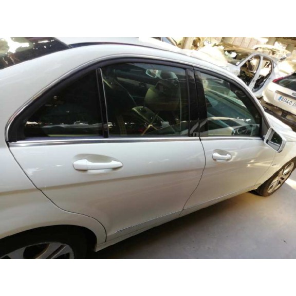 mercedes-benz clase c (w204) berlina del año 2011