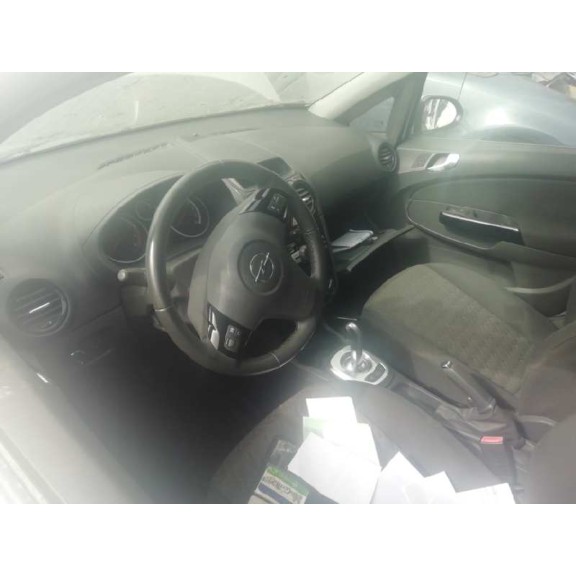 opel corsa d del año 2013