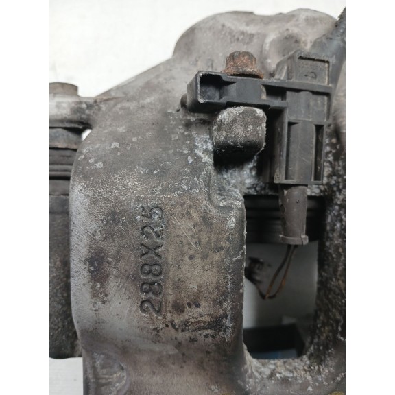 Recambio de pinza freno delantera derecha para mercedes-benz clase c (w204) berlina 2.1 cdi cat referencia OEM IAM 288X25  TRW