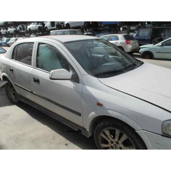 opel astra g berlina del año 1998