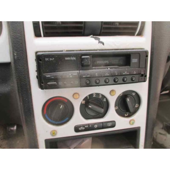 opel astra g berlina del año 1998