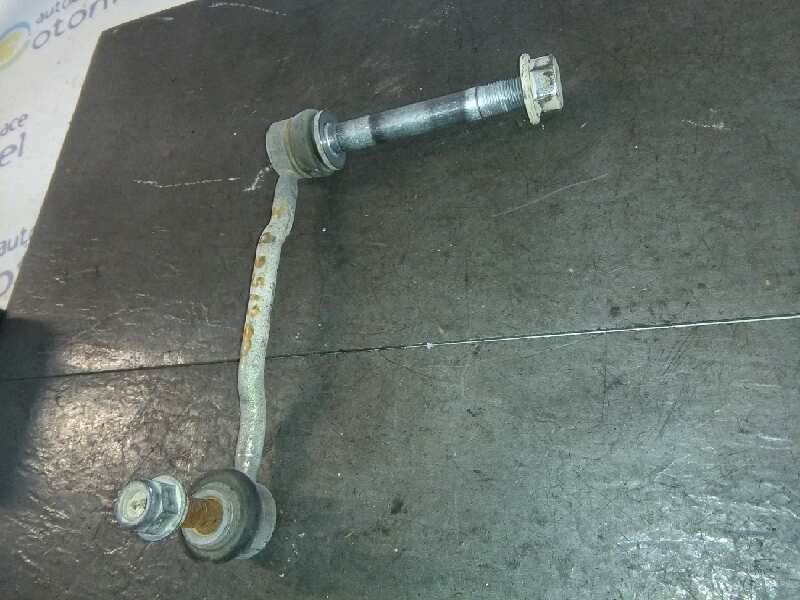 Recambio de bieleta estabilizadora delantera izquierda para peugeot 407 st sport referencia OEM IAM   