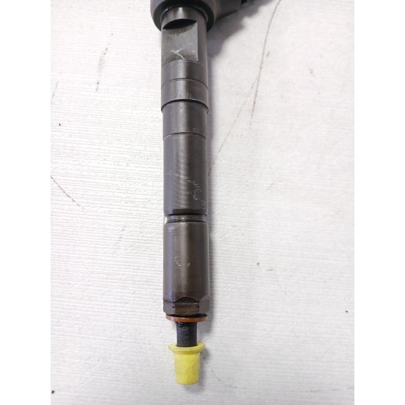 Recambio de inyector para fiat fiorino básico familiar referencia OEM IAM 0445110183  