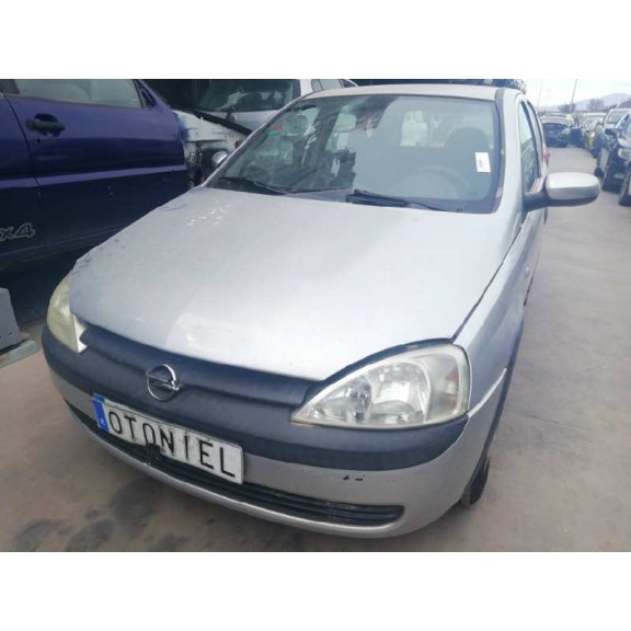 opel corsa c del año 2001