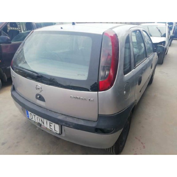 opel corsa c del año 2001