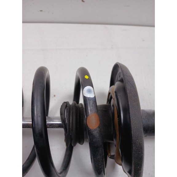 Recambio de amortiguador delantero derecho para dacia sandero ii 1.5 dci referencia OEM IAM   