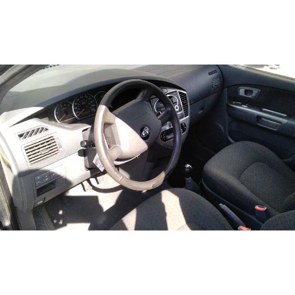 kia carens del año 2005