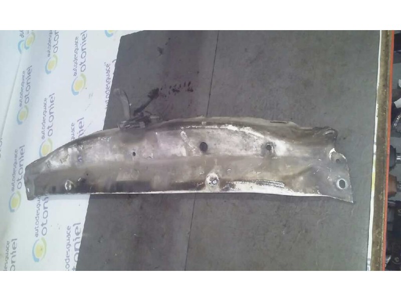 Recambio de travesaño superior para peugeot 406 break (s1/s2) st td referencia OEM IAM   