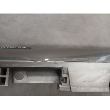 Recambio de faldon lateral para lexus is iii (_e3_) 300h (ave30_) referencia OEM IAM  derecho rozado