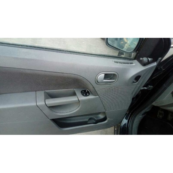 ford fiesta (cbk) del año 2002