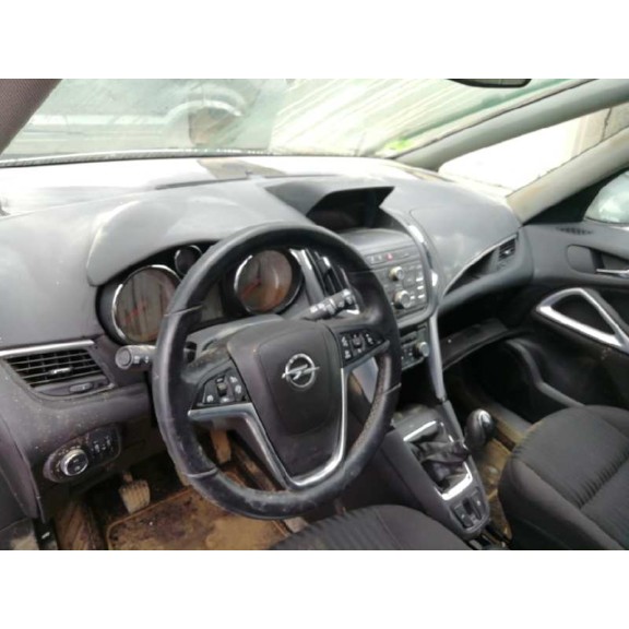 opel zafira tourer del año 2015