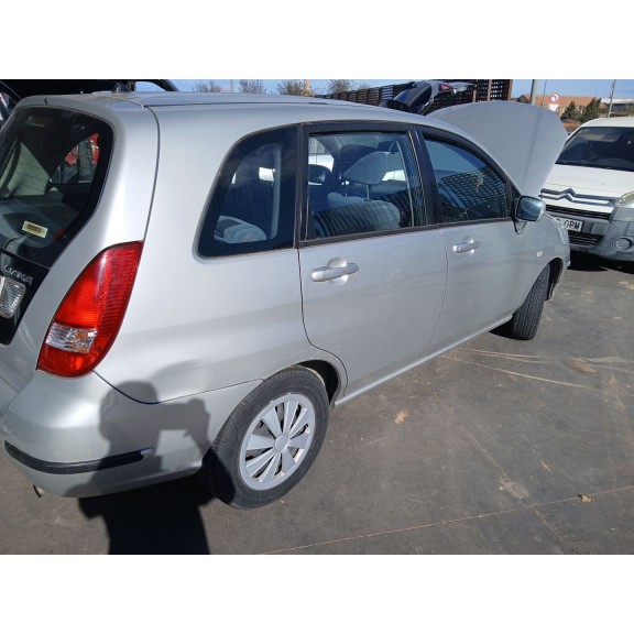 suzuki liana (er, rh_) del año 2002