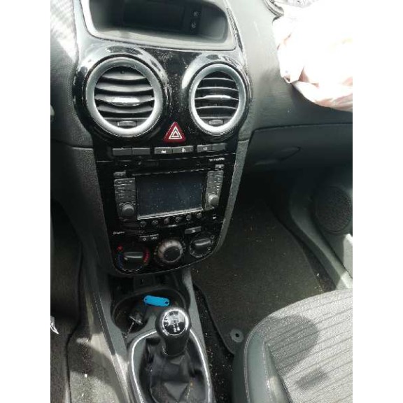 opel corsa d del año 2014