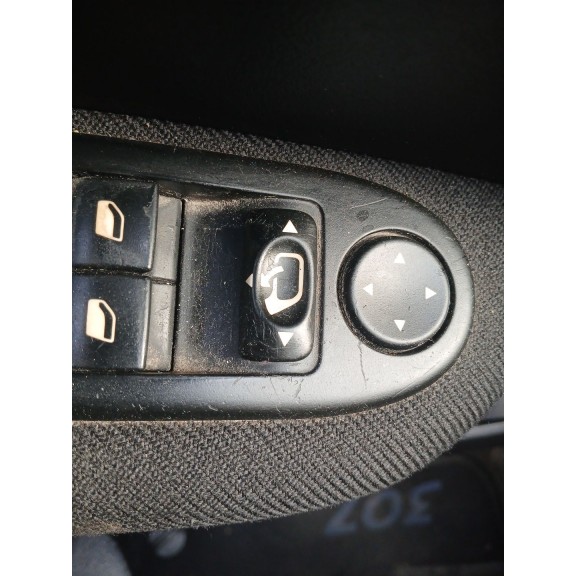 Recambio de retrovisor derecho para peugeot 307 sw (3h) 2.0 hdi 110 referencia OEM IAM   