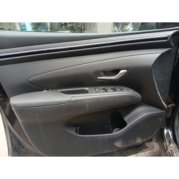 Recambio de guarnecido puerta delantera izquierda para hyundai tucson (nx4e, nx4a) 1.6 t-gdi hybrid referencia OEM IAM   