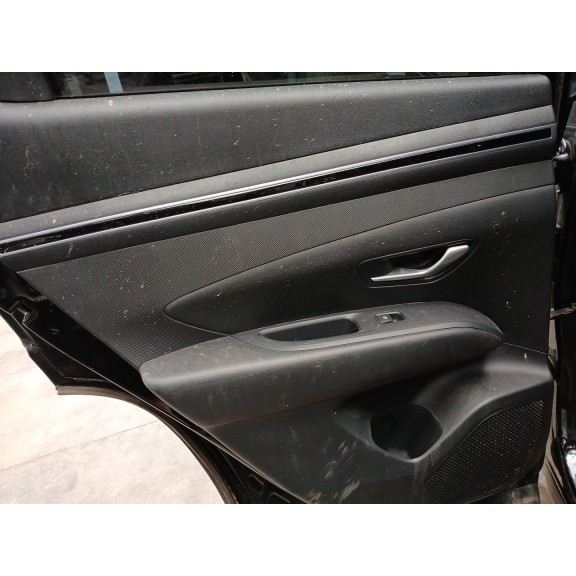 Recambio de guarnecido puerta trasera izquierda para hyundai tucson (nx4e, nx4a) 1.6 t-gdi hybrid referencia OEM IAM   
