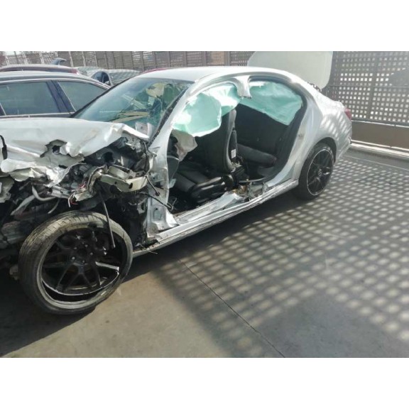 mercedes-benz clase c w205 c200 bluetec del año 2023