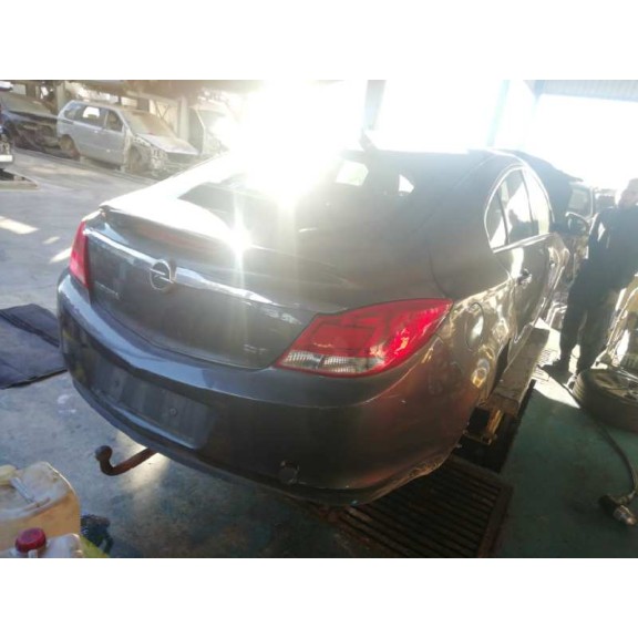 opel insignia berlina del año 2009