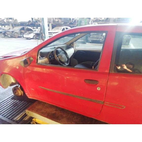 fiat punto berlina (188) del año 2004