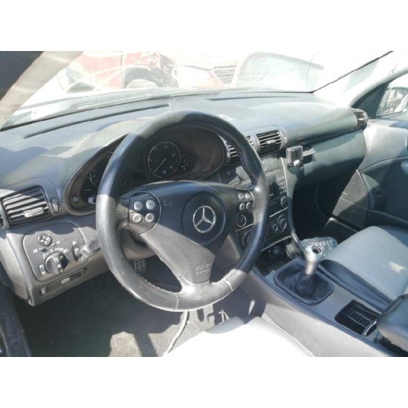 mercedes-benz clase c (w203) sportcoupe del año 2004