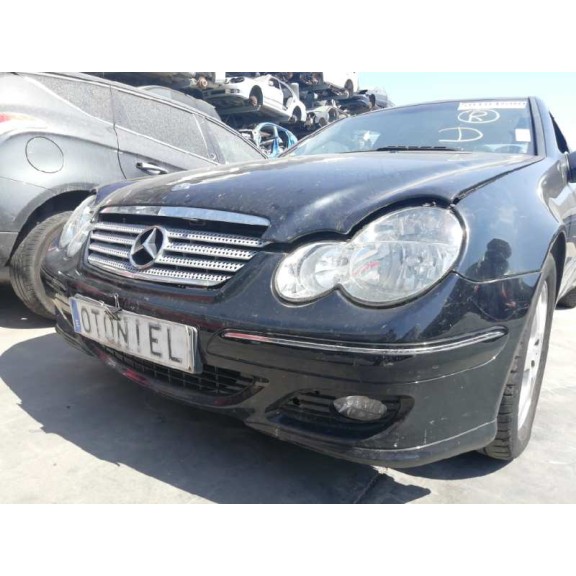 mercedes-benz clase c (w203) sportcoupe del año 2004