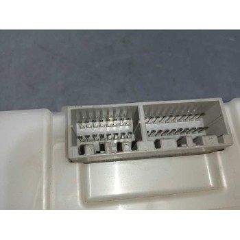 Recambio de mando calefaccion / aire acondicionado para nissan x-trail (t30) comfort referencia OEM IAM 27500ES71A 27500ES71A 