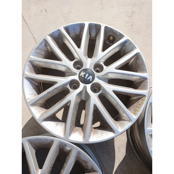 Recambio de juego llantas para kia rio iv (yb, sc, fb) 1.4 crdi 90 referencia OEM IAM 6Jx15ET46  