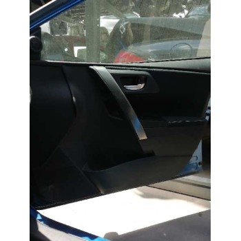 GUARNECIDO PUERTA DELANTERA DERECHA 