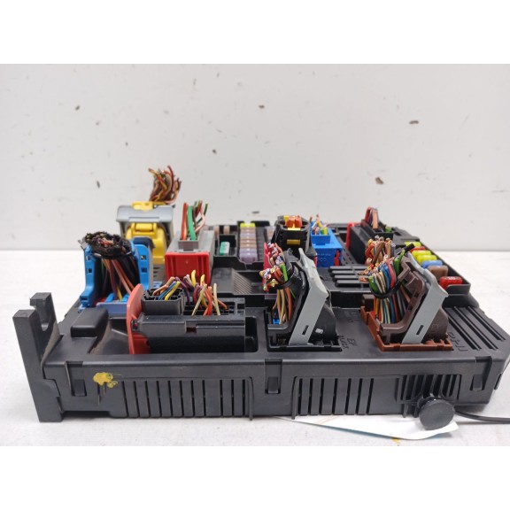 Recambio de centralita bsi para citroën c4 picasso feel referencia OEM IAM 9819851380  