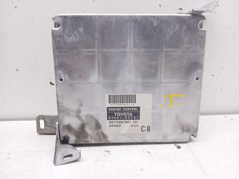 Recambio de centralita motor uce para toyota avensis (_t25_) 2.2 d-4d (adt251_) referencia OEM IAM 8966105c81  