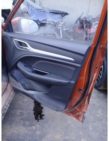 Recambio de guarnecido puerta delantera derecha para mg mg zs suv 1.5 vti referencia OEM IAM    2