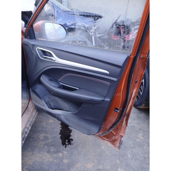 Recambio de guarnecido puerta delantera derecha para mg mg zs suv 1.5 vti referencia OEM IAM   