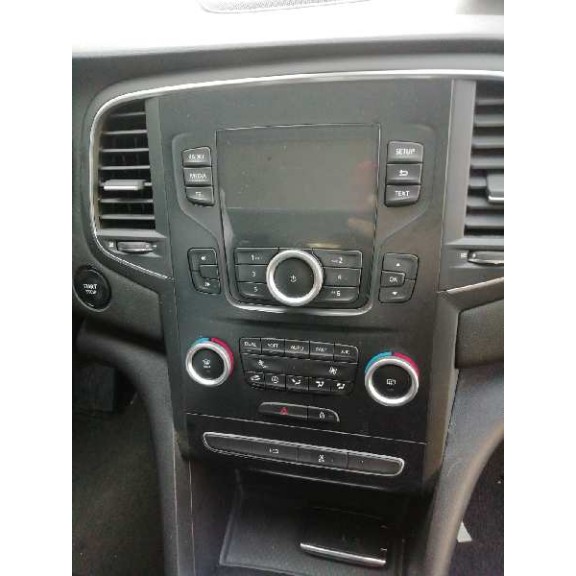 renault megane iv berlina 5p del año 2017