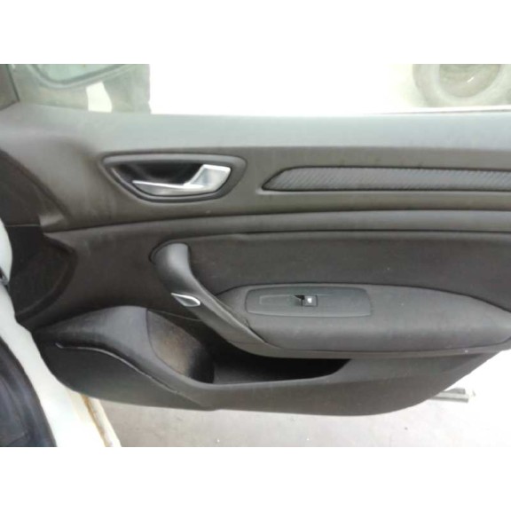 renault megane iv berlina 5p del año 2017