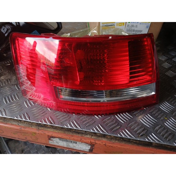 Recambio de piloto trasero izquierdo para audi a6 berlina (4f2) referencia OEM IAM 4F5945095L NUEVO 